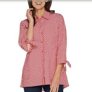 Gingham Red and white high low button down 6